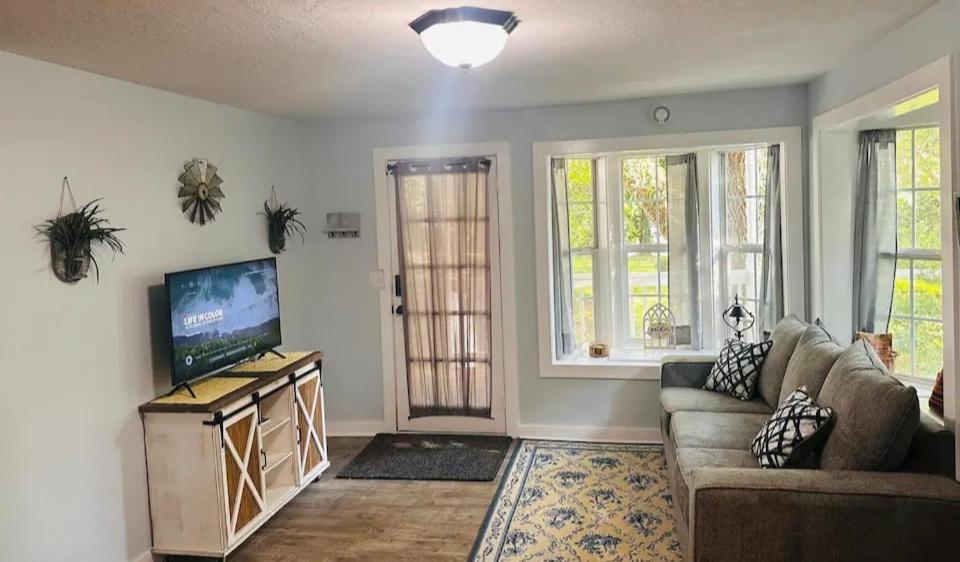 Cici'S Guest House ローレル エクステリア 写真